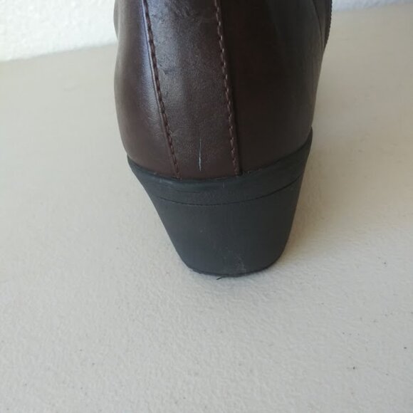 Link girls size 4 (equivalent to 5.5 women's shoes) dark brown high heel boot - Picture 14 of 15